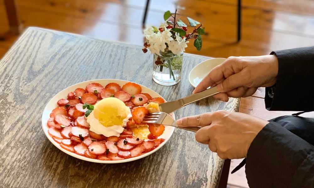 カフェもブティックも春色模様のジャムズガーデン